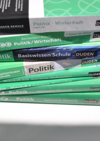 Duden Basiswissen Politik Wirtschaft Dr Angela Borgwardt